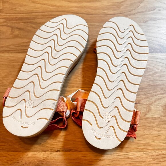 Universal Thread New Pastel Pink Orange Outdoor Velcro Sandals Hook Loop Size 10 - Picture 3 of 6